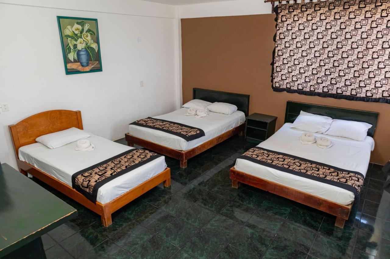 Hotel Las Palmas Cancun Centro Екстериор снимка