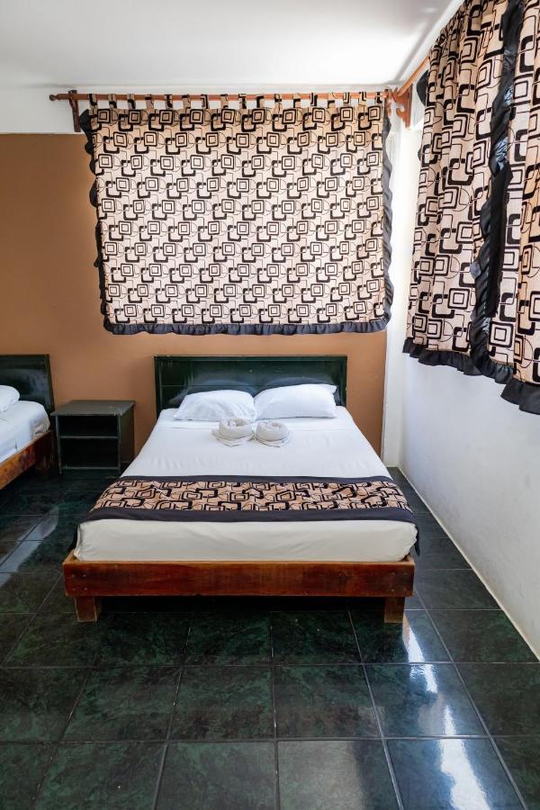 Hotel Las Palmas Cancun Centro Екстериор снимка